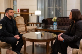 Фотофакт. Двусторонняя встреча Владимира Зеленского и Светланы Тихановской