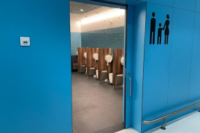 В Лиссабоне нашли гениальное решение, сделав так, чтобы уборные не были дискриминационными