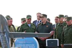 Статкевич: «Навошта збіваць тое, што ляціць да расійскіх рэтранслятараў?»